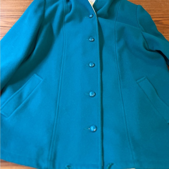 Authentic MacKintosh Vestcoat Green and Off White - Picture 6 of 14